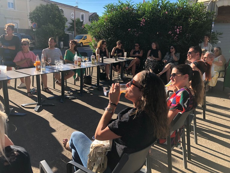 C’est sur la terrasse des 3B près du collège Victor Hugo que l’assemblée générale s’est tenue