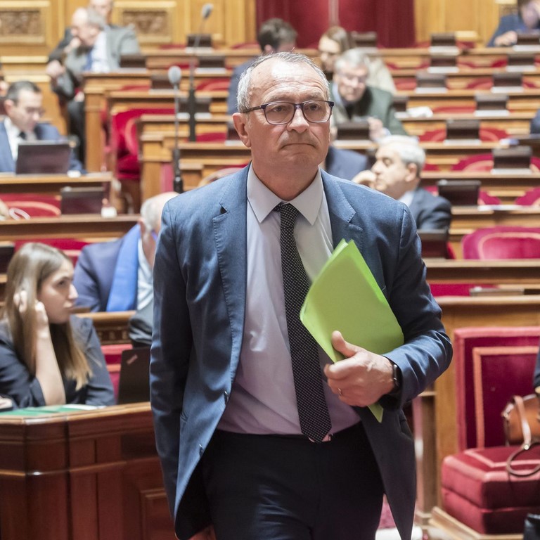 L’action du sénateur, viticulteur à Servian, a été au centre des échanges avec les membres du conseil municipal