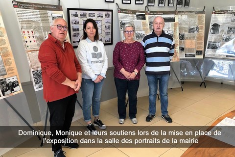 Dominique, Monique et leurs soutiens lors de la mise en place de l’exposition dans la salle des portraits de la mairie