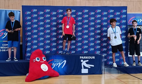 Sur le podium, le jeune bessanais a obtenu le titre tant convoité et promet de nouvelles distinctions
